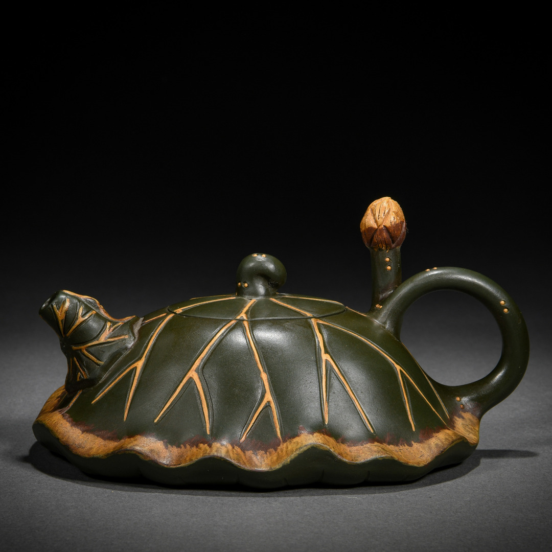 Yixing Lotus-Leaf Teapot
